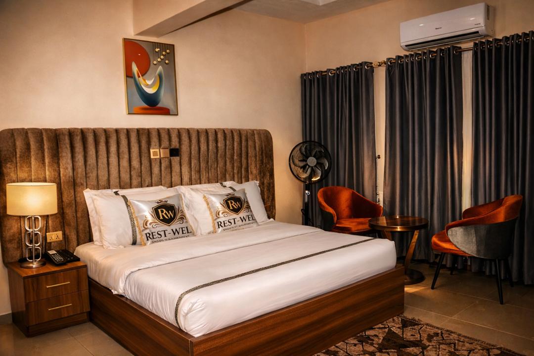 Executive Luxury Suite